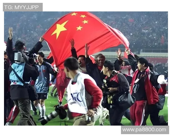 广州足球队状态变革引发热议球迷期待新篇章的崛起与挑战