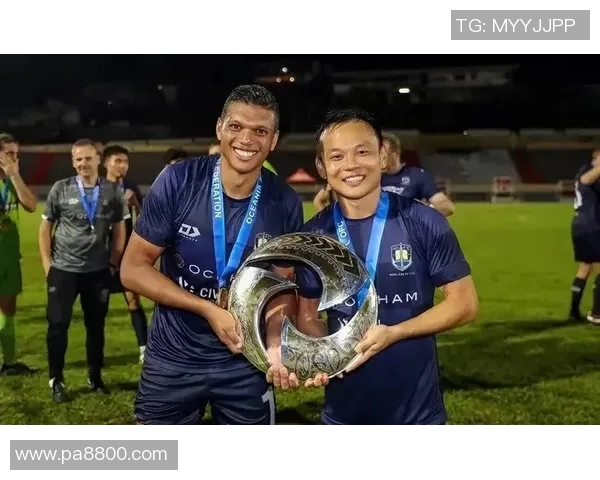 追逐梦想的足球明星们用奋斗书写传奇人生的励志故事 追逐梦想的足球明星们用奋斗书写传奇人生的励志故事